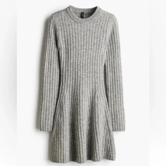 H&M Viral Gray Ribbed Knit Dress - Picture 3 of 8